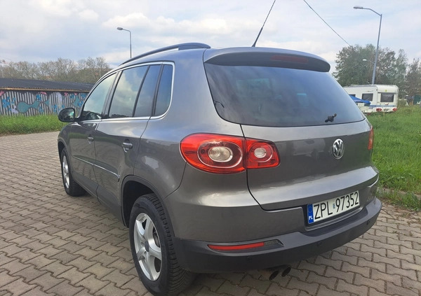 Volkswagen Tiguan cena 28900 przebieg: 190000, rok produkcji 2008 z Lwówek małe 352